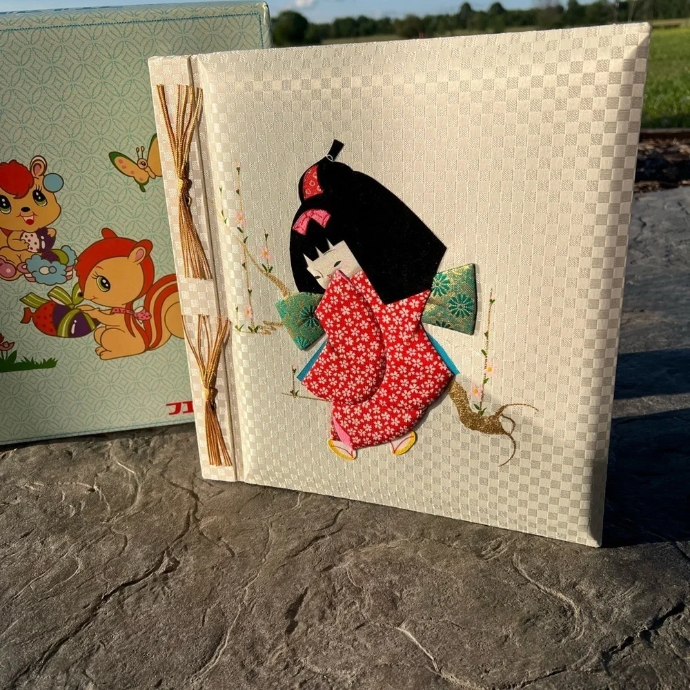 Vtg New Japanese Geisha Embroidery Fabric White Silver Memory Photo Album Baby